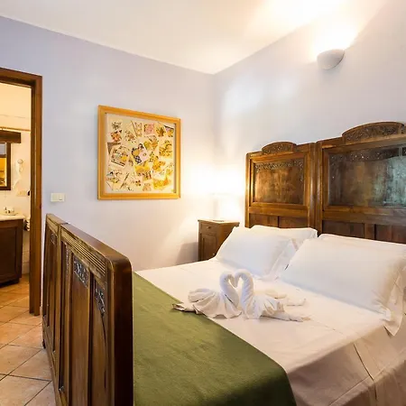 Holiday home Relais Dei Cesari